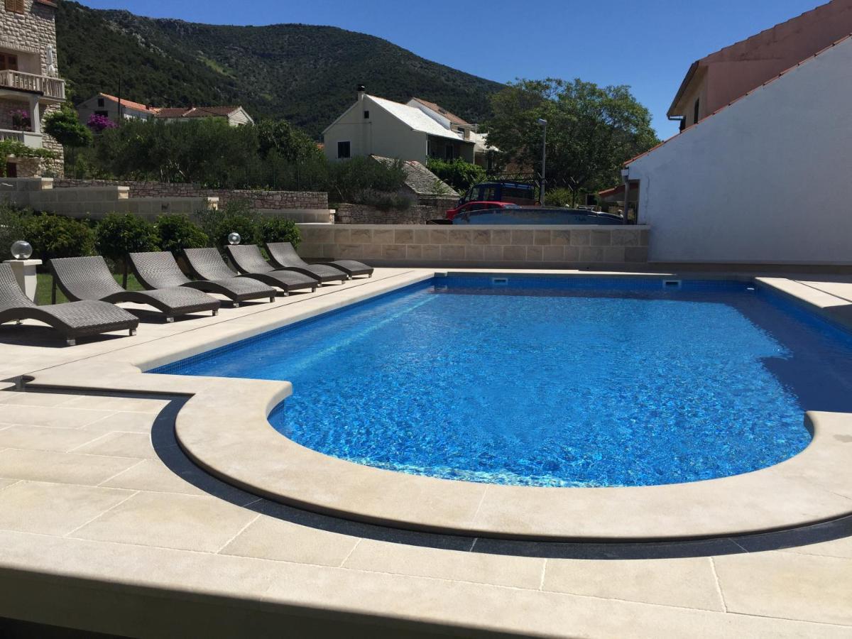 Apartments Villa Jadranka Adults Only Bol Kültér fotó