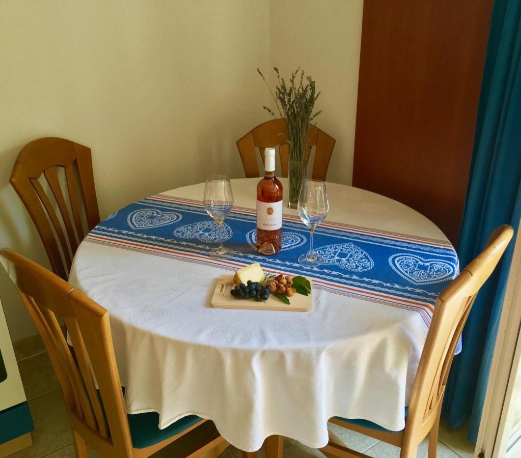 Apartments Villa Jadranka Adults Only Bol Kültér fotó
