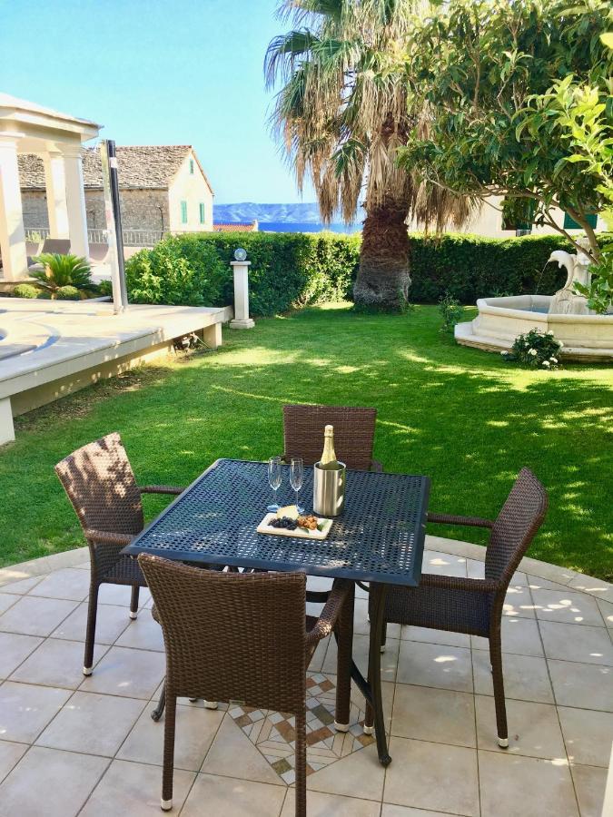 Apartments Villa Jadranka Adults Only Bol Kültér fotó