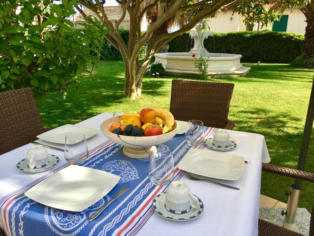 Apartments Villa Jadranka Adults Only Bol Kültér fotó