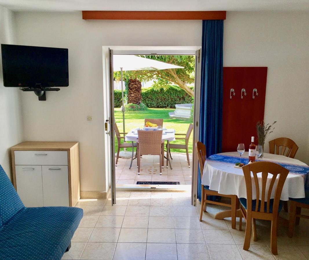 Apartments Villa Jadranka Adults Only Bol Kültér fotó
